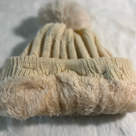 Woman beanie - Picture 2 of 3